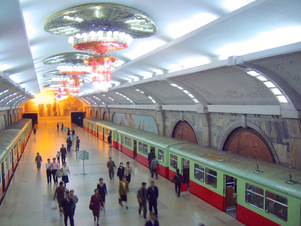 Pyongyang_Metro-1